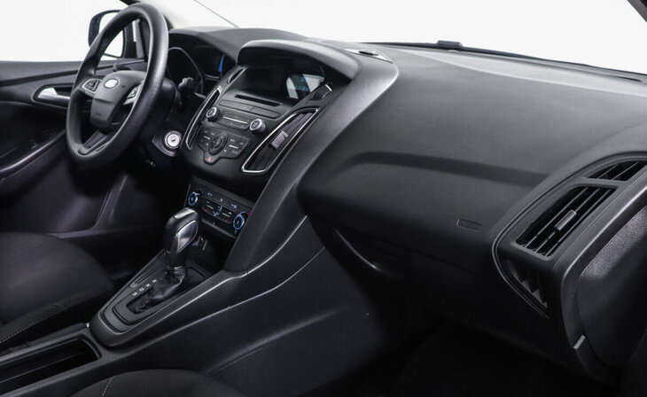 Ford Focus - Фото 4