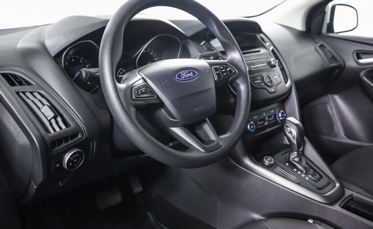 Ford Focus - Фото 6