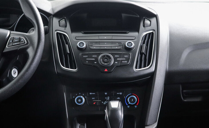 Ford Focus - Фото 7