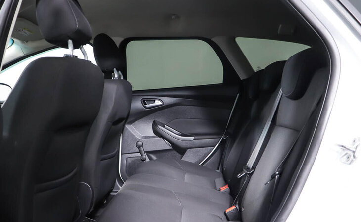 Ford Focus - Фото 15