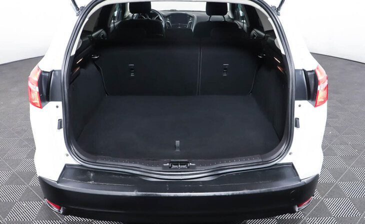 Ford Focus - Фото 16