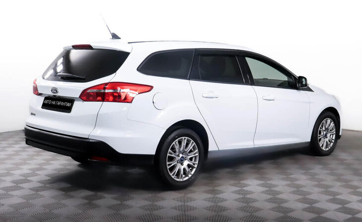 Ford Focus - Фото 3