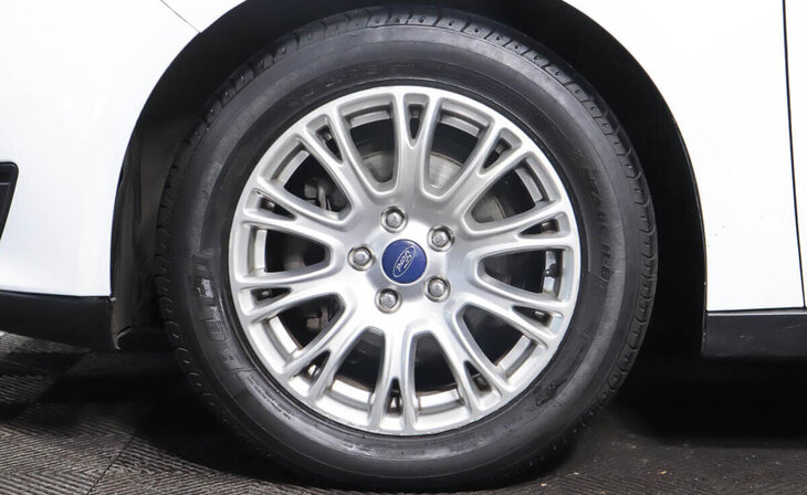 Ford Focus - Фото 6