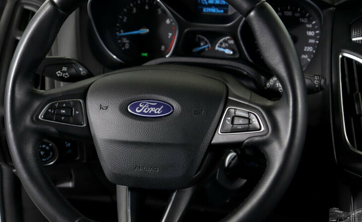 Ford Focus - Фото 9