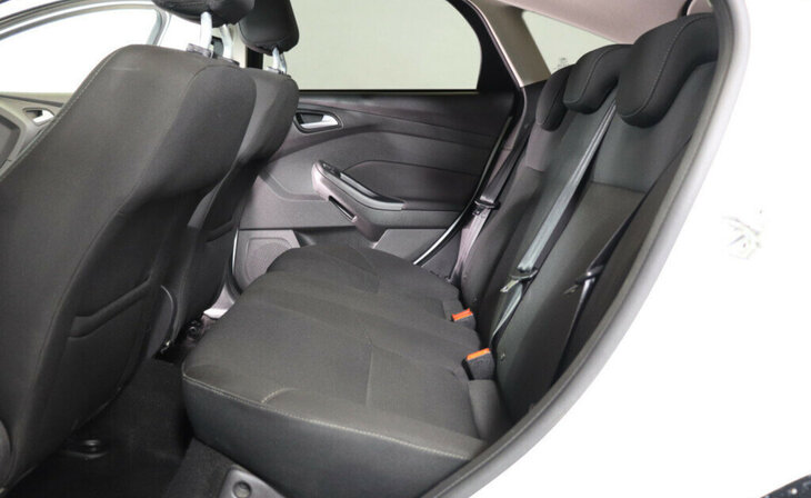 Ford Focus - Фото 11