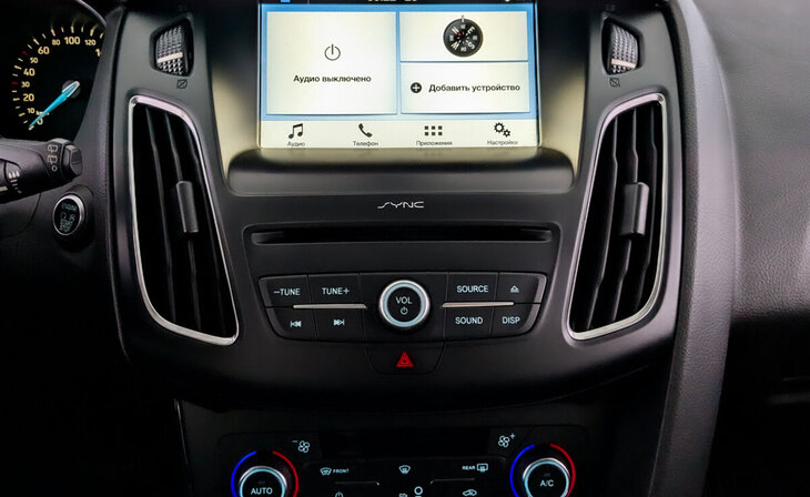 Ford Focus - Фото 15