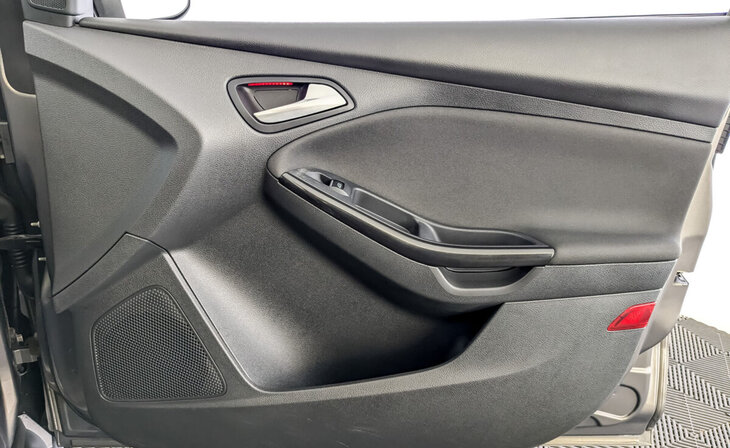 Ford Focus - Фото 18