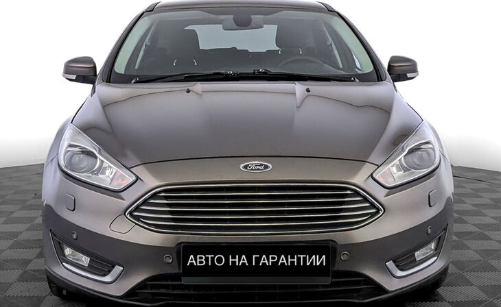Ford Focus - Фото 1