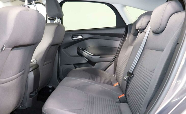 Ford Focus - Фото 12