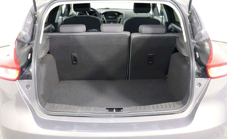 Ford Focus - Фото 13