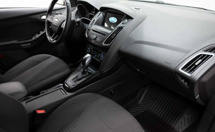 Ford Focus - Фото 10