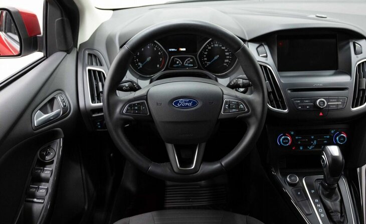 Ford Focus - Фото 13