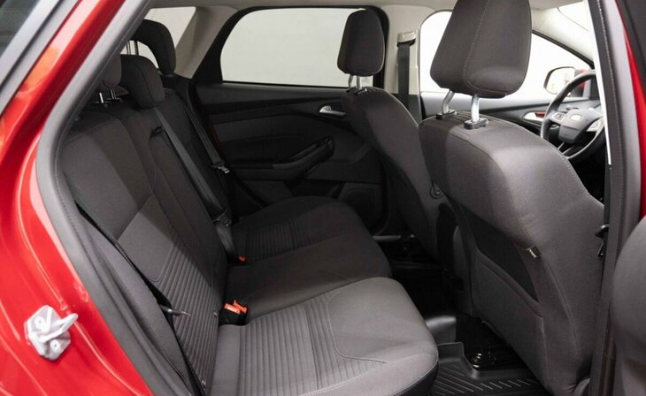 Ford Focus - Фото 24