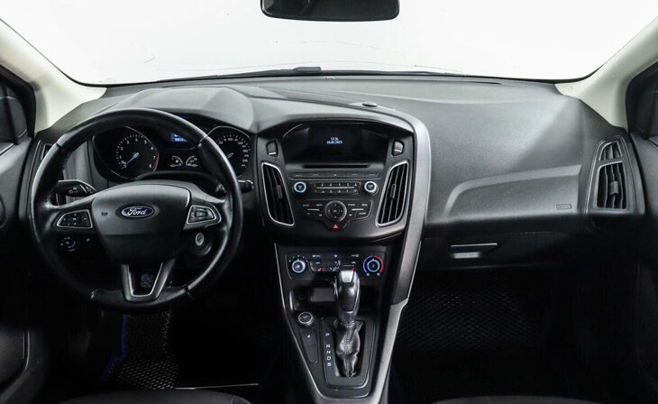Ford Focus - Фото 5