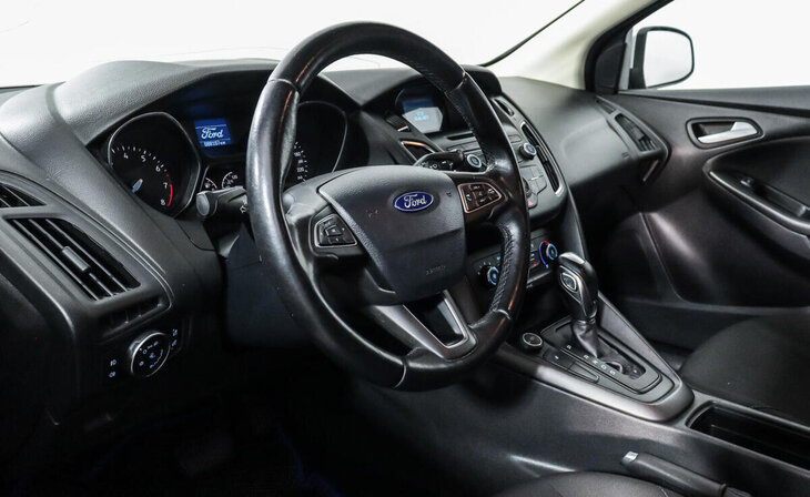 Ford Focus - Фото 6