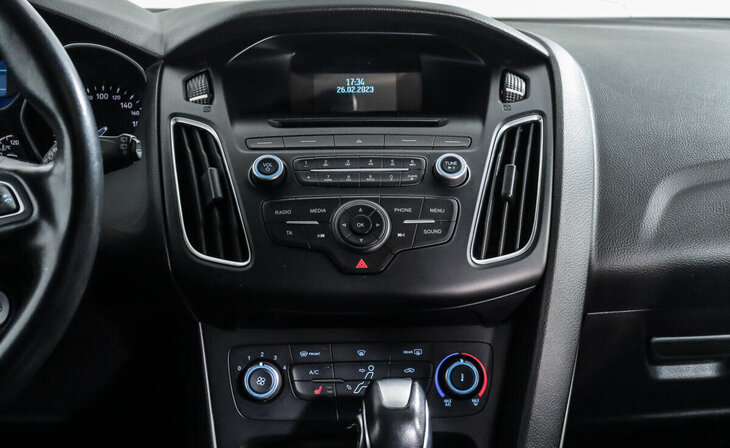 Ford Focus - Фото 7