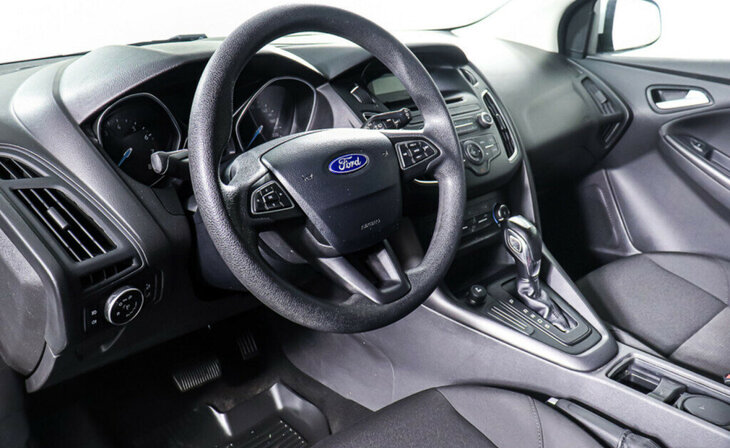 Ford Focus - Фото 10