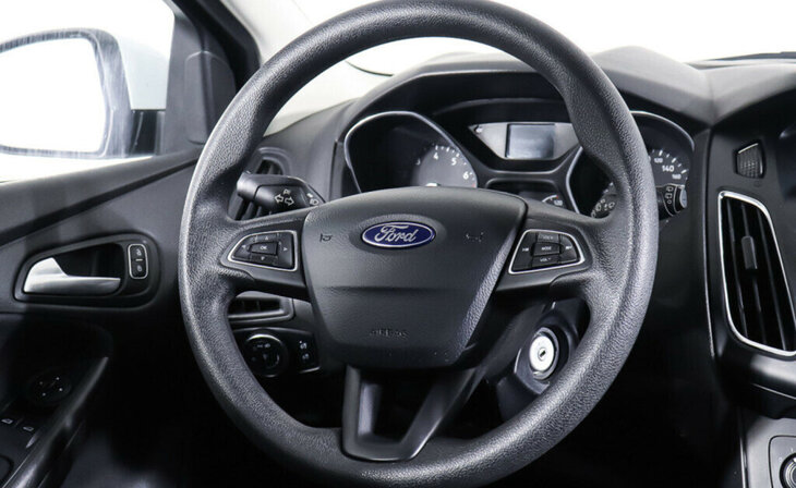 Ford Focus - Фото 11