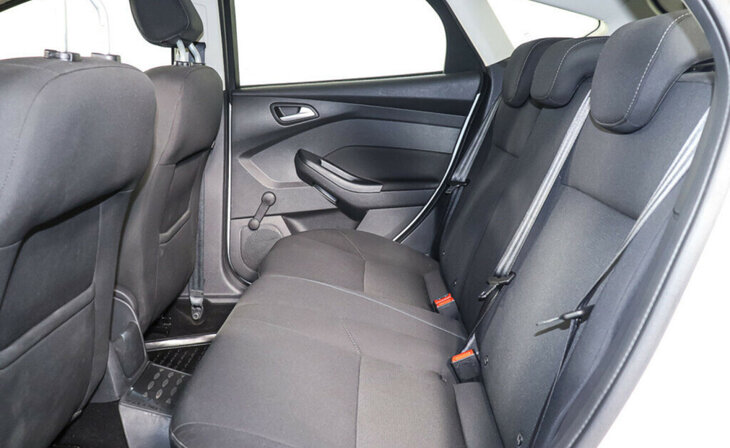 Ford Focus - Фото 14