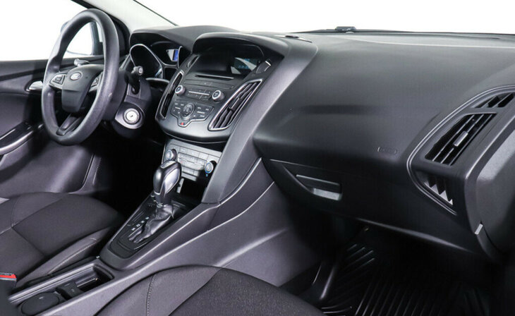 Ford Focus - Фото 8