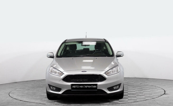 Ford Focus - Фото 1
