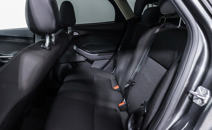 Ford Focus - Фото 10