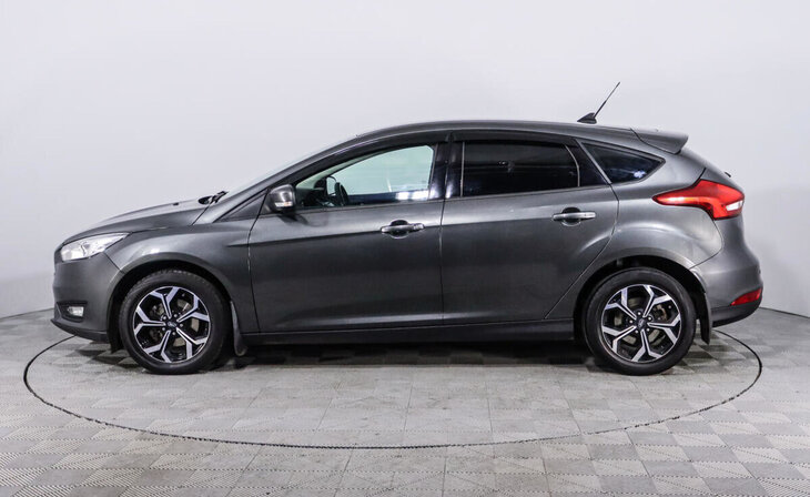 Ford Focus - Фото 2