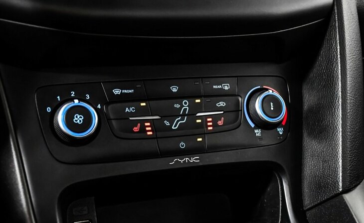 Ford Focus - Фото 9