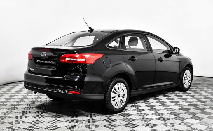 Ford Focus - Фото 2