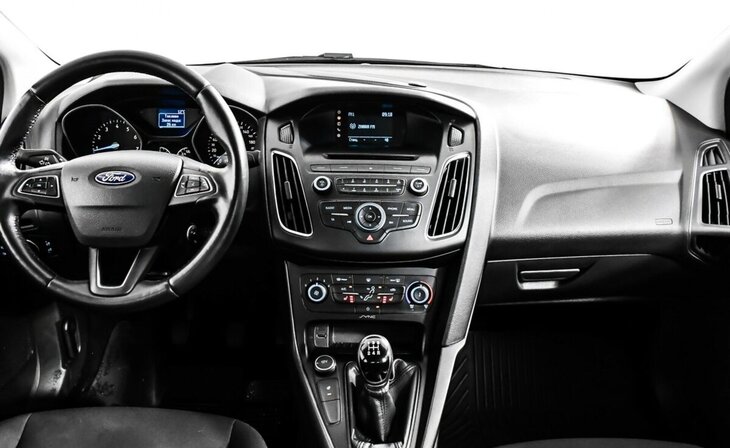 Ford Focus - Фото 4
