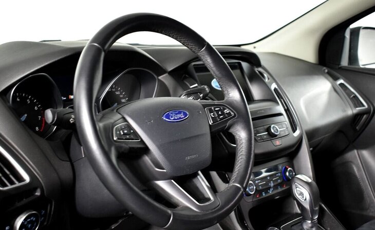 Ford Focus - Фото 9