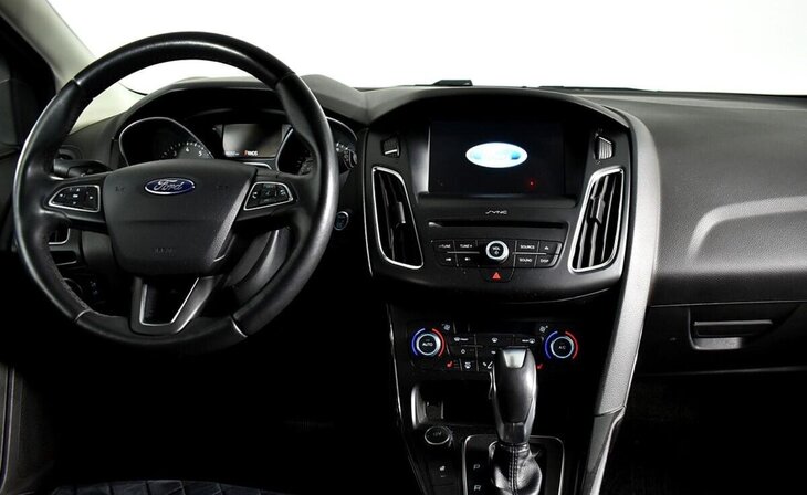 Ford Focus - Фото 8