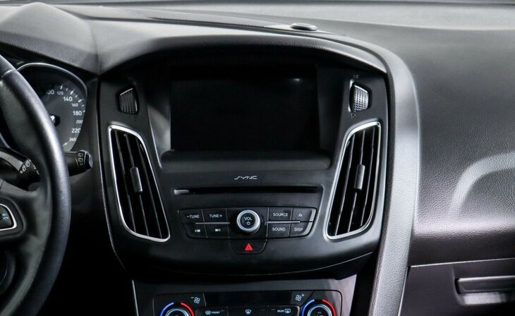 Ford Focus - Фото 11