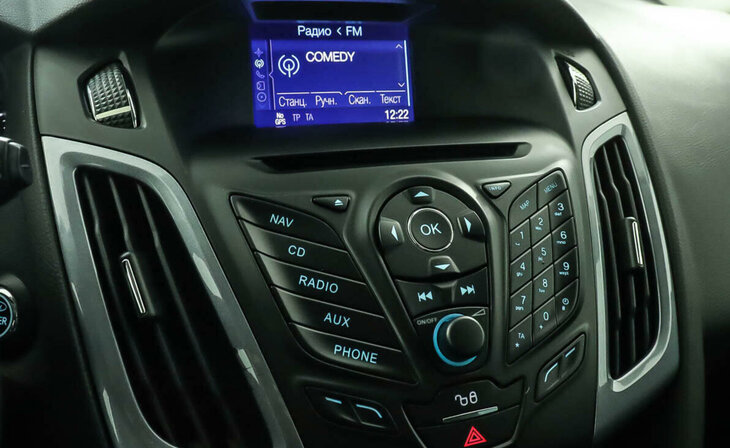 Ford Focus - Фото 10