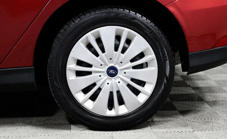 Ford Focus - Фото 6