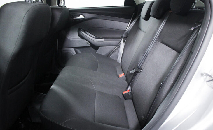 Ford Focus - Фото 10