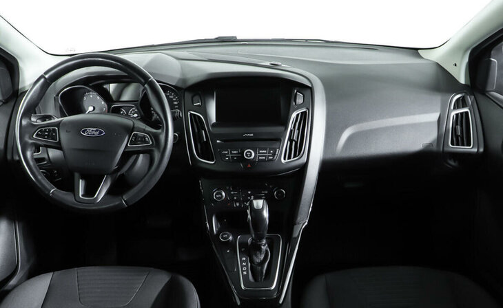 Ford Focus - Фото 10