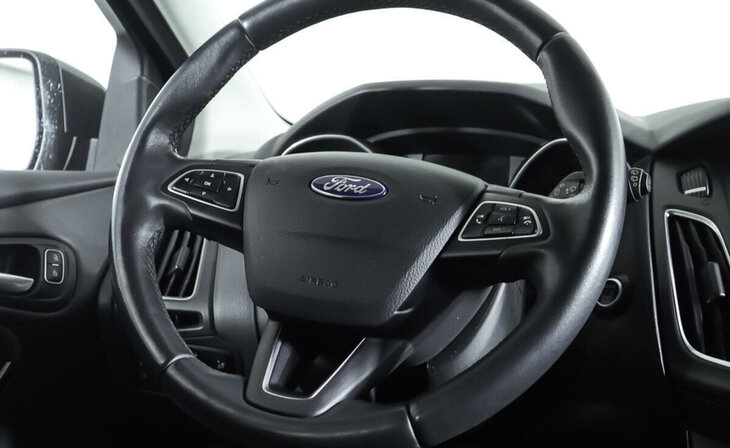 Ford Focus - Фото 12