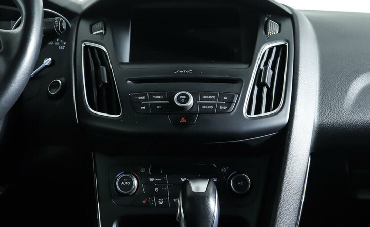 Ford Focus - Фото 13