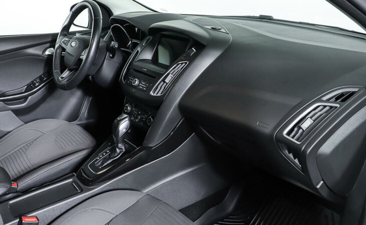 Ford Focus - Фото 6