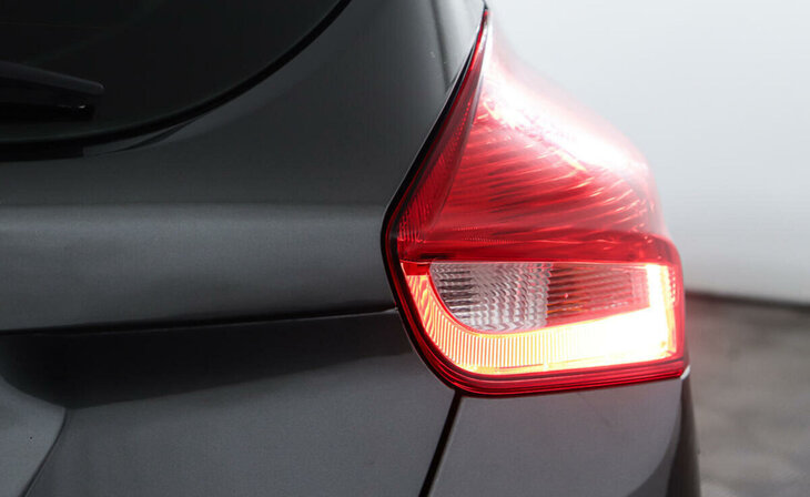 Ford Focus - Фото 7