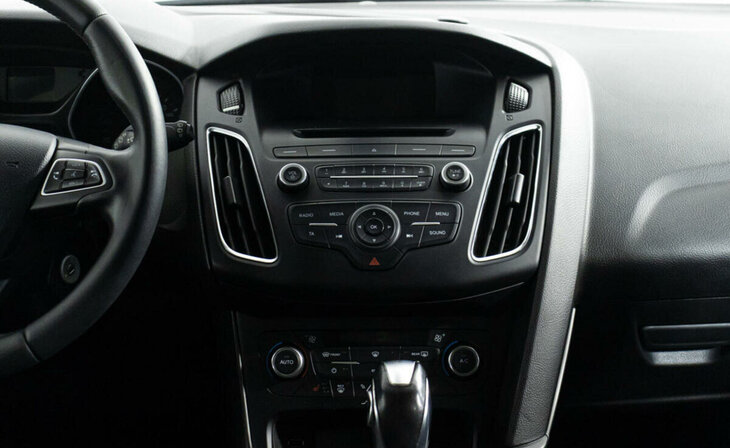 Ford Focus - Фото 9