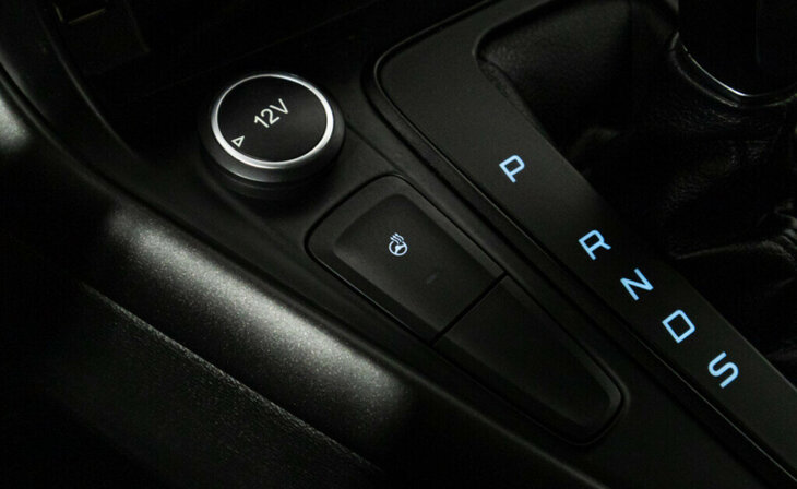 Ford Focus - Фото 10