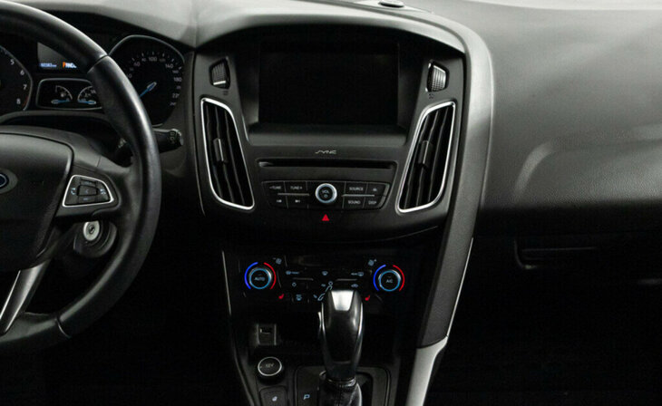 Ford Focus - Фото 7