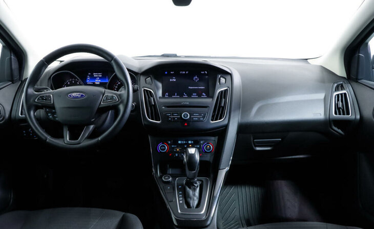 Ford Focus - Фото 4