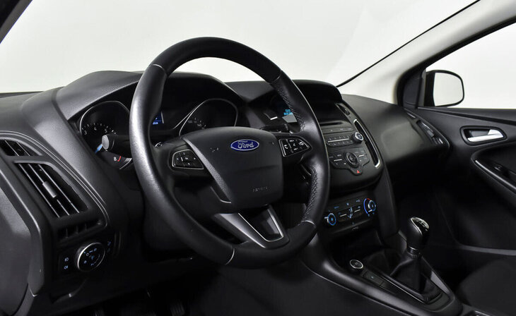 Ford Focus - Фото 10
