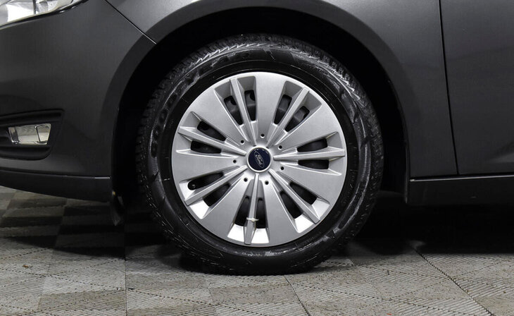Ford Focus - Фото 7