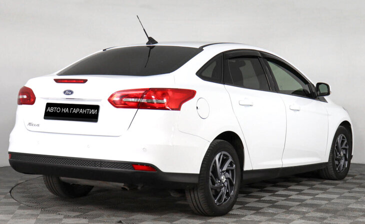 Ford Focus - Фото 2
