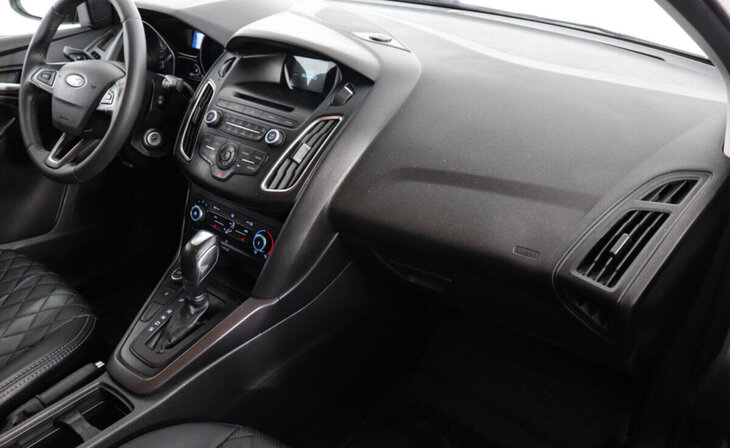 Ford Focus - Фото 4