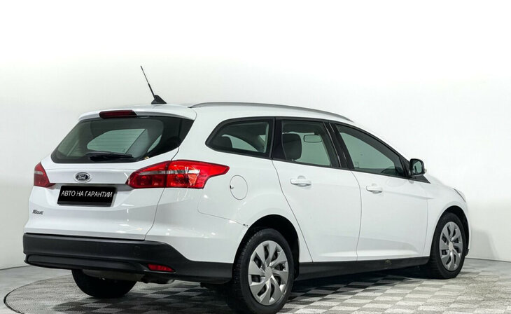 Ford Focus - Фото 4